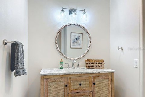 Townhouse in Sarasota, Florida 3 bedrooms, 177.63 sq.m. № 2143274 - photo 23