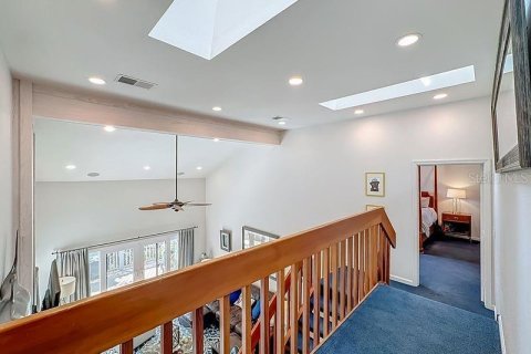 Townhouse in Sarasota, Florida 3 bedrooms, 177.63 sq.m. № 2143274 - photo 16