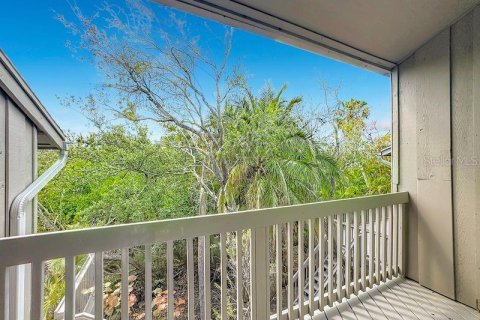 Townhouse in Sarasota, Florida 3 bedrooms, 177.63 sq.m. № 2143274 - photo 18