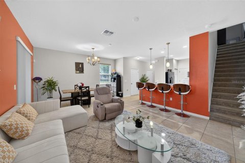 Adosado en venta en Orlando, Florida, 3 dormitorios, 146.51 m2 № 2093682 - foto 11