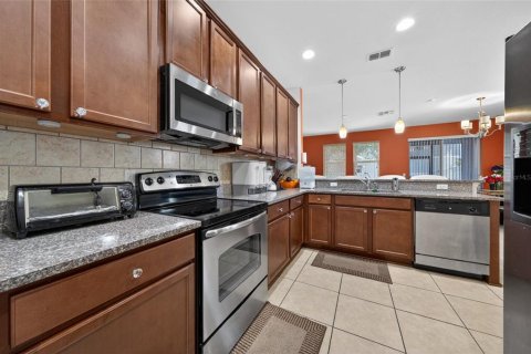 Adosado en venta en Orlando, Florida, 3 dormitorios, 146.51 m2 № 2093682 - foto 8
