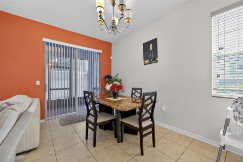 Adosado en venta en Orlando, Florida, 3 dormitorios, 146.51 m2 № 2093682 - foto 5