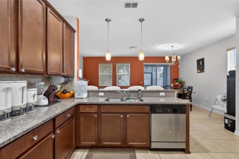 Adosado en venta en Orlando, Florida, 3 dormitorios, 146.51 m2 № 2093682 - foto 9