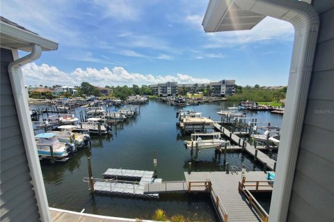 Condo in New Port Richey, Florida, 1 bedroom  № 1620788 - photo 29