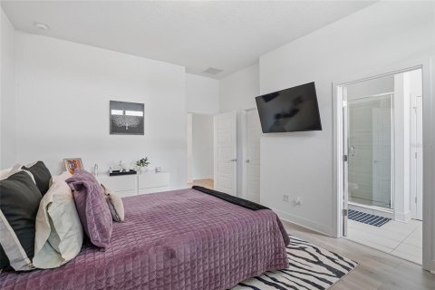 Touwnhouse à louer à Tampa, Floride: 2 chambres, 162.39 m2 № 2118025 - photo 6