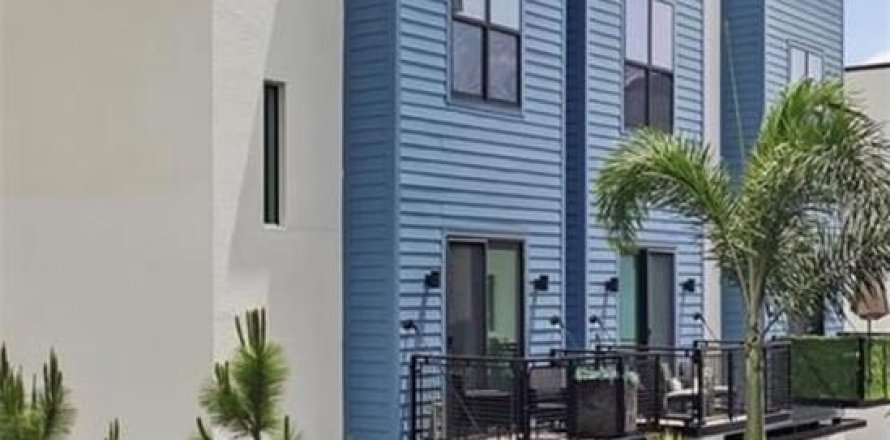 Touwnhouse à Tampa, Floride 2 chambres, 162.39 m2 № 2118025