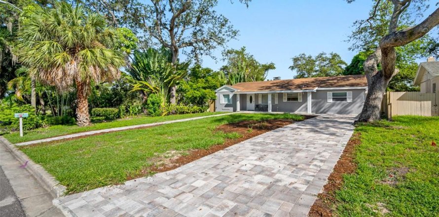 Casa en Clearwater, Florida 3 dormitorios, 144.93 m2 № 1919904