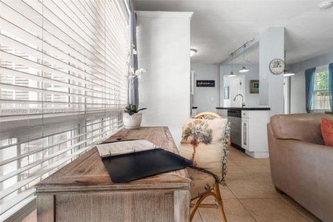 House in Fort Lauderdale, Florida 1 bedroom, 69.68 sq.m. № 2060673 - photo 7