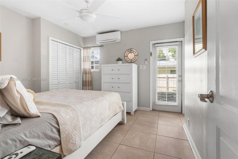 House in Fort Lauderdale, Florida 1 bedroom, 69.68 sq.m. № 2060673 - photo 12