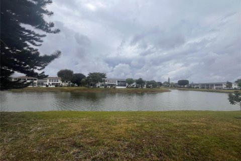 Copropriété à vendre à West Palm Beach, Floride: 2 chambres, 91.88 m2 № 2084550 - photo 4