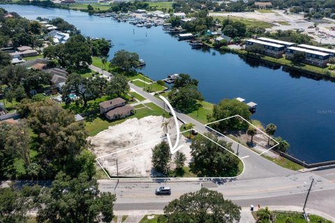 Terreno en venta en Tampa, Florida № 1903371 - foto 4
