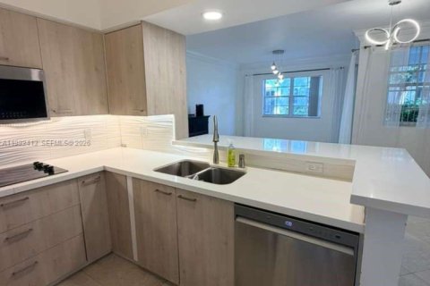 Condo in Aventura, Florida, 1 bedroom  № 2050799 - photo 5