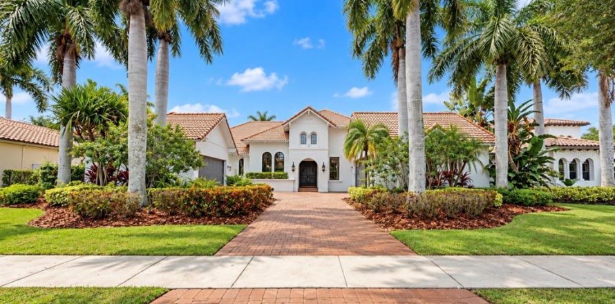 House in Apollo Beach, Florida 4 bedrooms, 400.13 sq.m. № 2418968