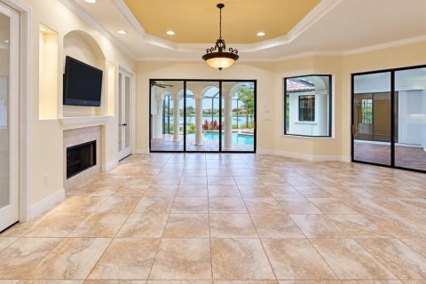 House in Apollo Beach, Florida 4 bedrooms, 400.13 sq.m. № 2418968 - photo 25