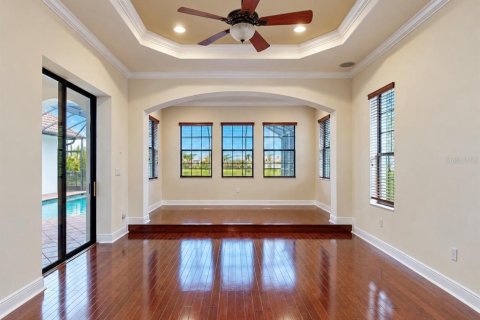 House in Apollo Beach, Florida 4 bedrooms, 400.13 sq.m. № 2418968 - photo 27