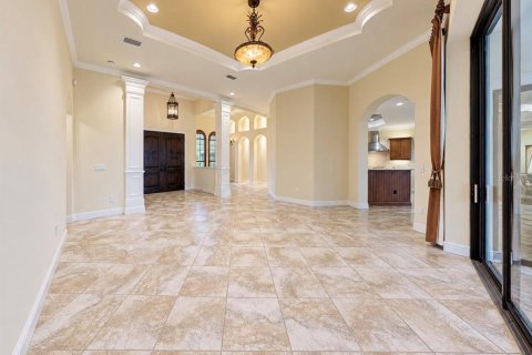 House in Apollo Beach, Florida 4 bedrooms, 400.13 sq.m. № 2418968 - photo 12