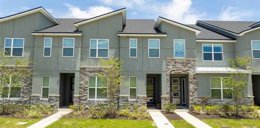 Townhouse in Kissimmee, Florida 5 bedrooms, 213.12 sq.m. № 1285402