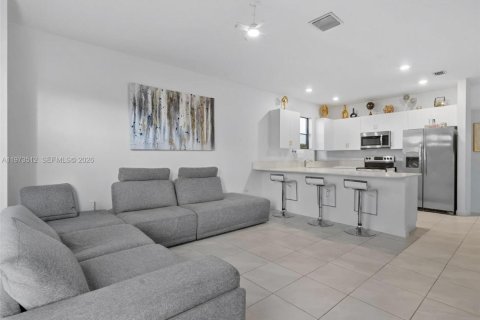 Купить виллу или дом в Майами, Флорида 4 комнаты, 176.89м2, № 2033428 - фото 5