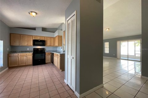 Appartement à louer à Kissimmee, Floride: 3 chambres, 115.85 m2 № 1822954 - photo 3