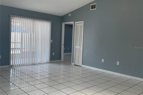 Appartement à louer à Kissimmee, Floride: 3 chambres, 115.85 m2 № 1822954 - photo 5