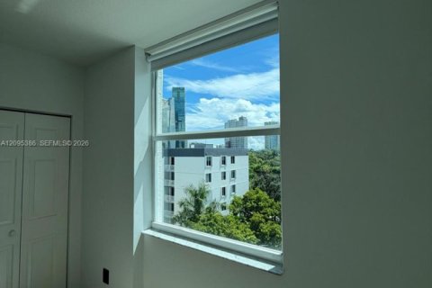 Copropriété à louer à Miami, Floride: 2 chambres, 77.02 m2 № 2385037 - photo 11