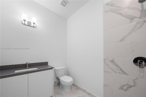 Townhouse in Florida City, Florida 3 bedrooms, 144.74 sq.m. № 1842900 - photo 30