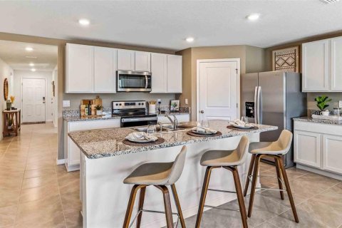 Casa en venta en Dade City, Florida, 4 dormitorios, 169.83 m2 № 1879898 - foto 4