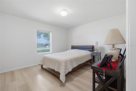 Villa ou maison à vendre à Zephyrhills, Floride: 3 chambres, 187.29 m2 № 2425943 - photo 13