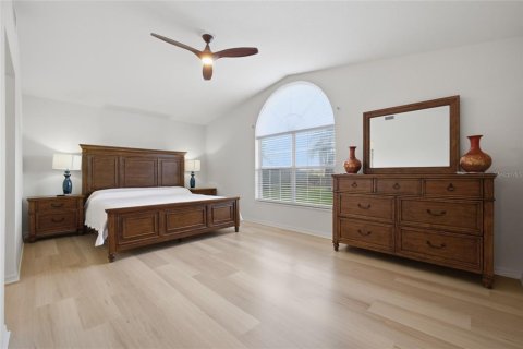 Villa ou maison à vendre à Zephyrhills, Floride: 3 chambres, 187.29 m2 № 2425943 - photo 8