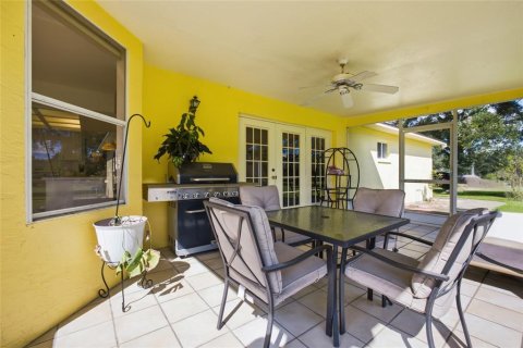 Villa ou maison à vendre à Zephyrhills, Floride: 3 chambres, 187.29 m2 № 2425943 - photo 27