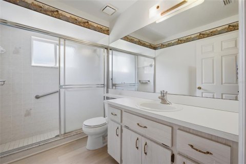 Villa ou maison à vendre à Zephyrhills, Floride: 3 chambres, 187.29 m2 № 2425943 - photo 14