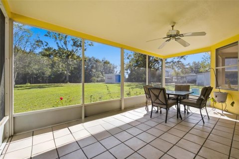Villa ou maison à vendre à Zephyrhills, Floride: 3 chambres, 187.29 m2 № 2425943 - photo 28