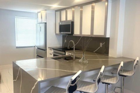 Condo in North Palm Beach, Florida, 1 bedroom  № 2176711 - photo 16