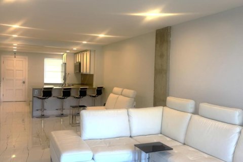 Condo in North Palm Beach, Florida, 1 bedroom  № 2176711 - photo 4