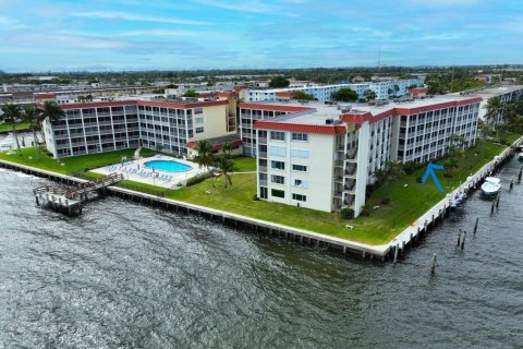 Condominio en North Palm Beach, Florida, 1 dormitorio № 2176711