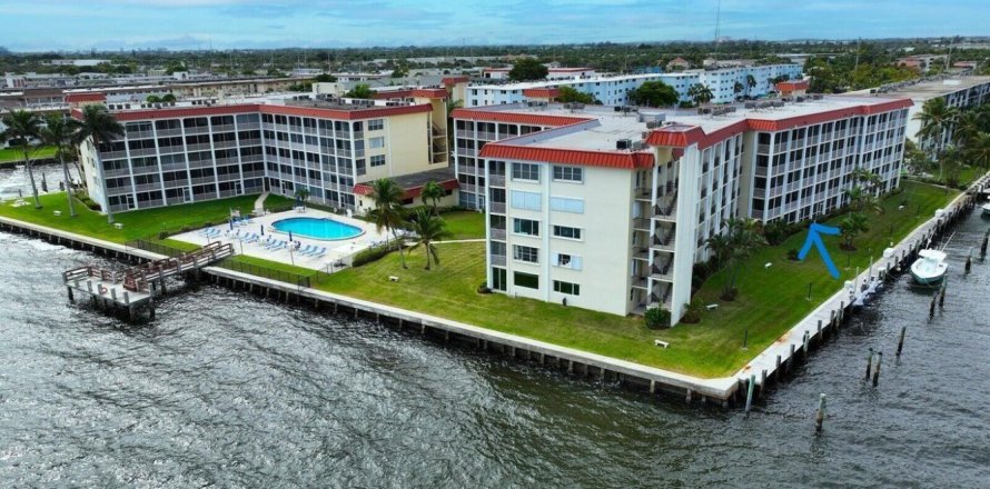 Condo in North Palm Beach, Florida, 1 bedroom  № 2176711