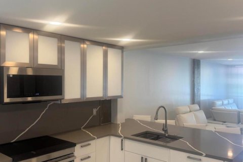 Condo in North Palm Beach, Florida, 1 bedroom  № 2176711 - photo 11