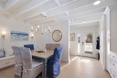 Townhouse in Boca Grande, Florida 2 bedrooms, 118.54 sq.m. № 2205996 - photo 6