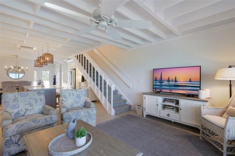 Townhouse in Boca Grande, Florida 2 bedrooms, 118.54 sq.m. № 2205996 - photo 10