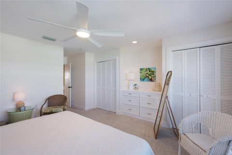 Townhouse in Boca Grande, Florida 2 bedrooms, 118.54 sq.m. № 2205996 - photo 24