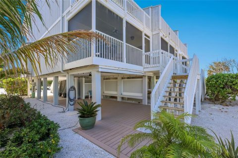 Townhouse in Boca Grande, Florida 2 bedrooms, 118.54 sq.m. № 2205996 - photo 26