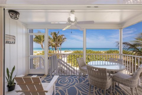 Townhouse in Boca Grande, Florida 2 bedrooms, 118.54 sq.m. № 2205996 - photo 18