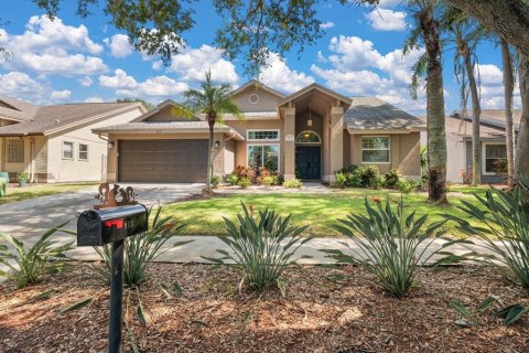 Casa en Tarpon Springs, Florida 4 dormitorios, 185.9 m2 № 2386489
