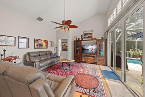 Casa en venta en Tarpon Springs, Florida, 4 dormitorios, 185.9 m2 № 2386489 - foto 15
