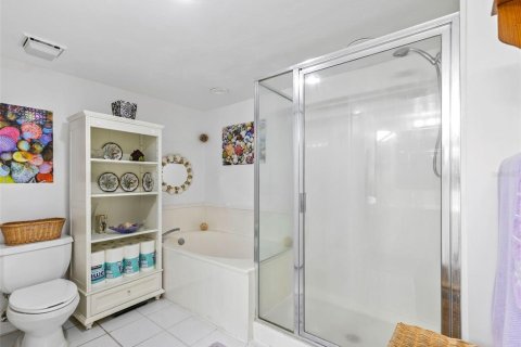 Condominio en venta en Daytona Beach, Florida, 2 dormitorios, 130.06 m2 № 1816263 - foto 16