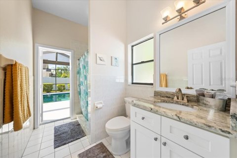 House in Palm Harbor, Florida 4 bedrooms, 204.2 sq.m. № 2396688 - photo 27