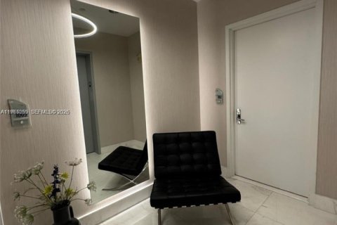 Condo in Sunny Isles Beach, Florida, 1 bedroom № 2030954 - photo 4