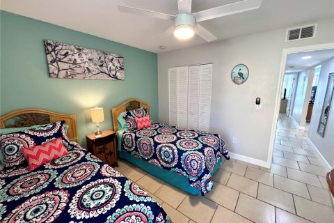 Copropriété à vendre à Sarasota, Floride: 2 chambres, 94.76 m2 № 1666250 - photo 10