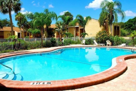 Copropriété à vendre à Sarasota, Floride: 2 chambres, 94.76 m2 № 1666250 - photo 16