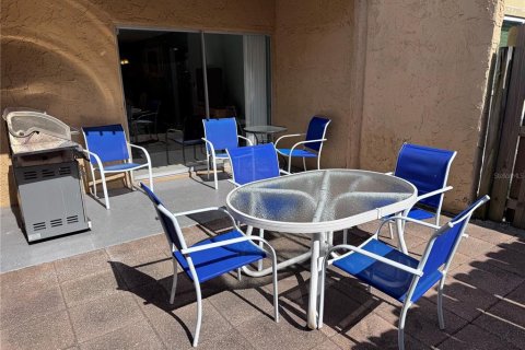 Copropriété à vendre à Sarasota, Floride: 2 chambres, 94.76 m2 № 1666250 - photo 14
